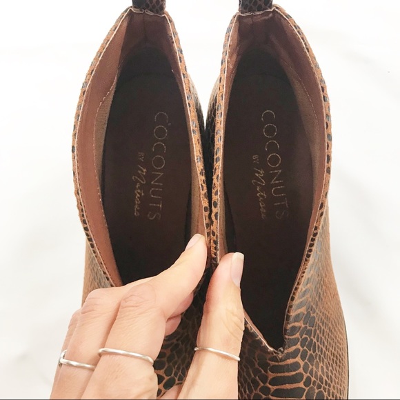 Coconuts by Matisse Roper Bootie - Picture 7 of 8